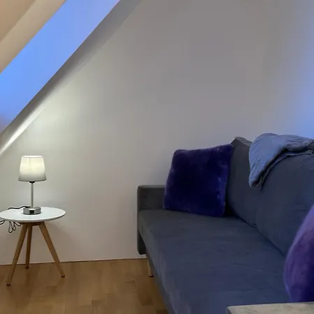 Apartmán Bella - Business&family Ap 16, 100m Vom Konzerteingang Schloss, Parkplatz, Smarttv, Netflix, Waschmaschine, 24h Checkin, 46qm *