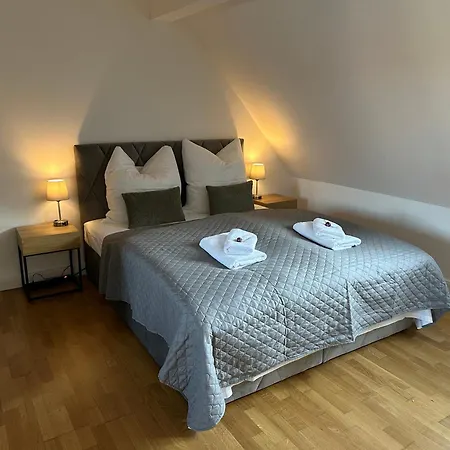 Bella - Business&family Ap 16, 100m Vom Konzerteingang Schloss, Parkplatz, Smarttv, Netflix, Waschmaschine, 24h Checkin, 46qm Apartmán Ludwigsburg