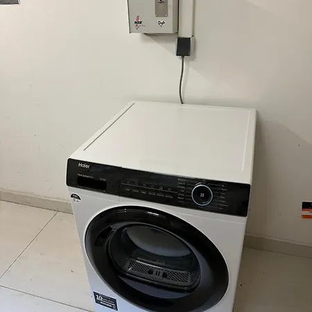 Bella - Business&family Ap 16, 100m Vom Konzerteingang Schloss, Parkplatz, Smarttv, Netflix, Waschmaschine, 24h Checkin, 46qm