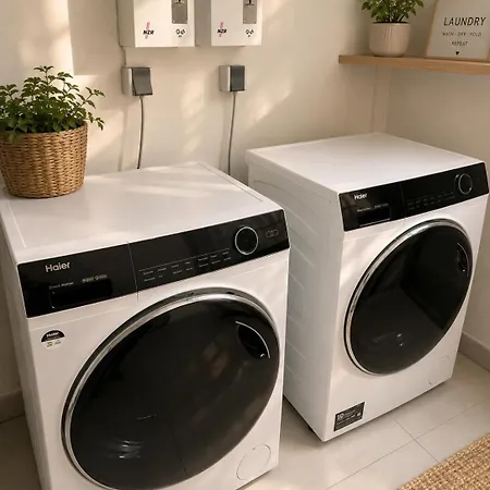 Bella Casa - Business&family, 100m Vom Konzerteingang Schloß, Parkplatz, Smarttv, Netflix, Waschmaschine, 24h Checkin, 46qm, Ap 16 Apartment